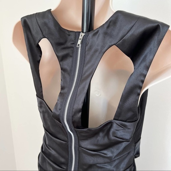 Hailey Adrianna Papell black satin dress zipper back cut out mini LBD ruched 7/8 - Picture 9 of 12